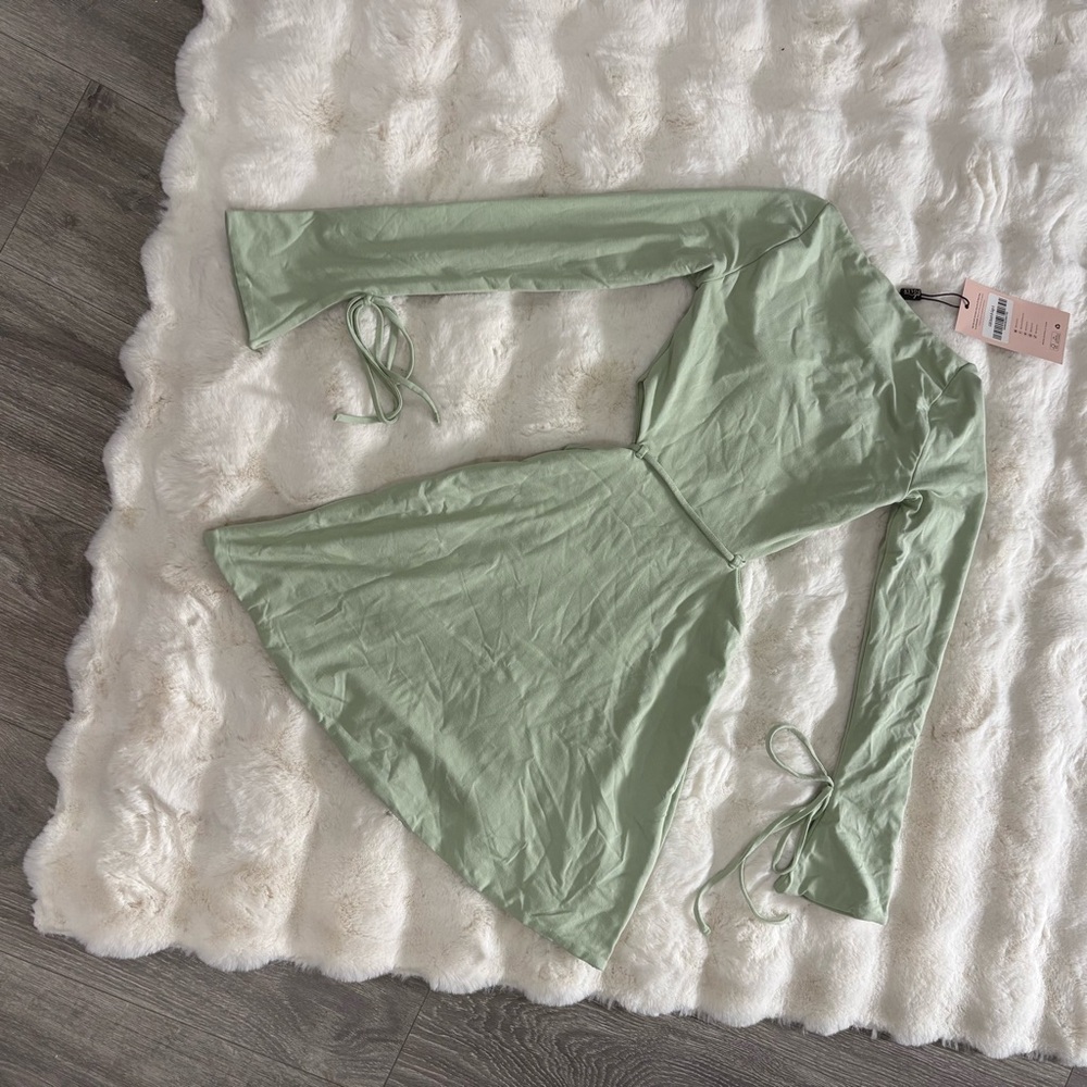 Oh Polly Elise long sleeve cutout a line mini dress in Sage - US 2 nwt - Picture 5 of 5